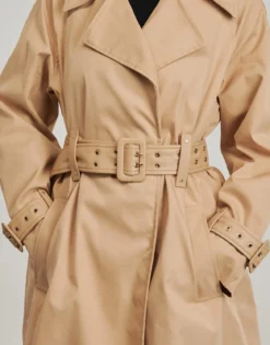 Trenchcoats Guess
