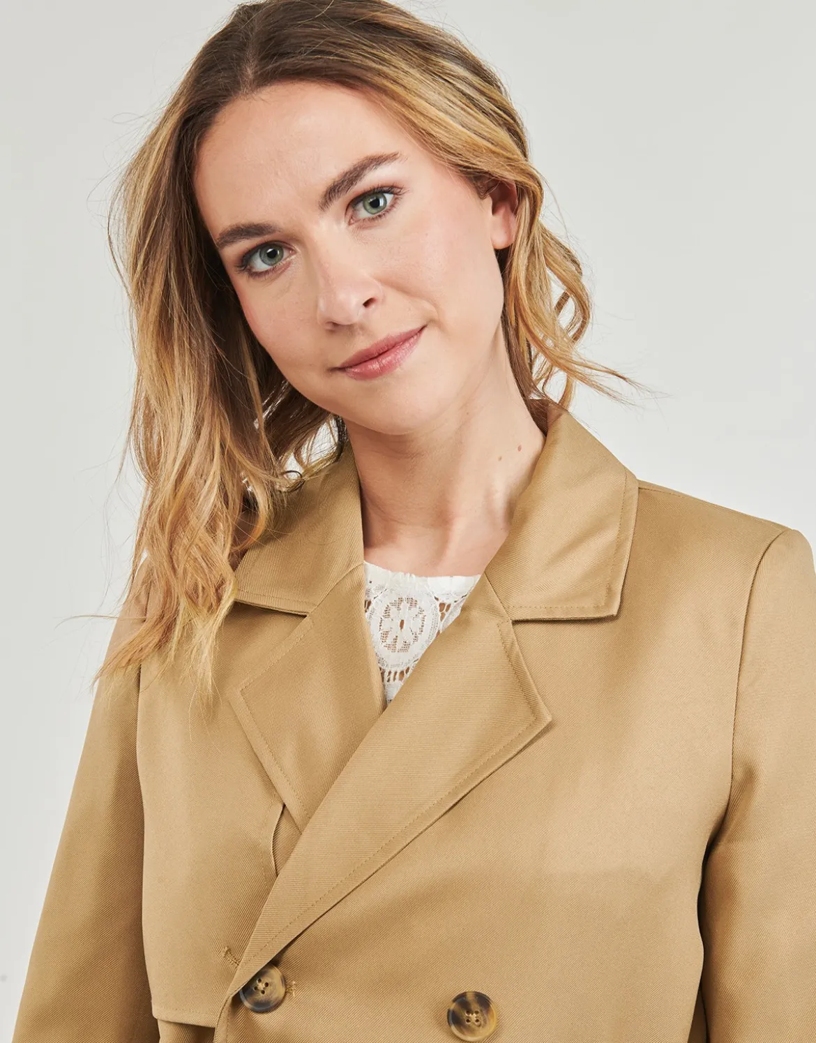 Trenchcoats Vero Moda