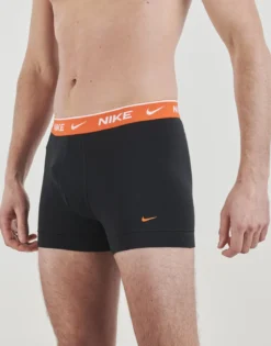 Trunks Nike