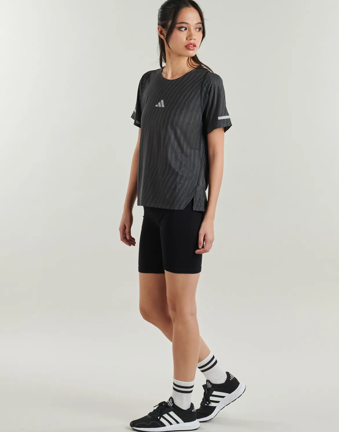 T-shirts m. korte ærmer adidas