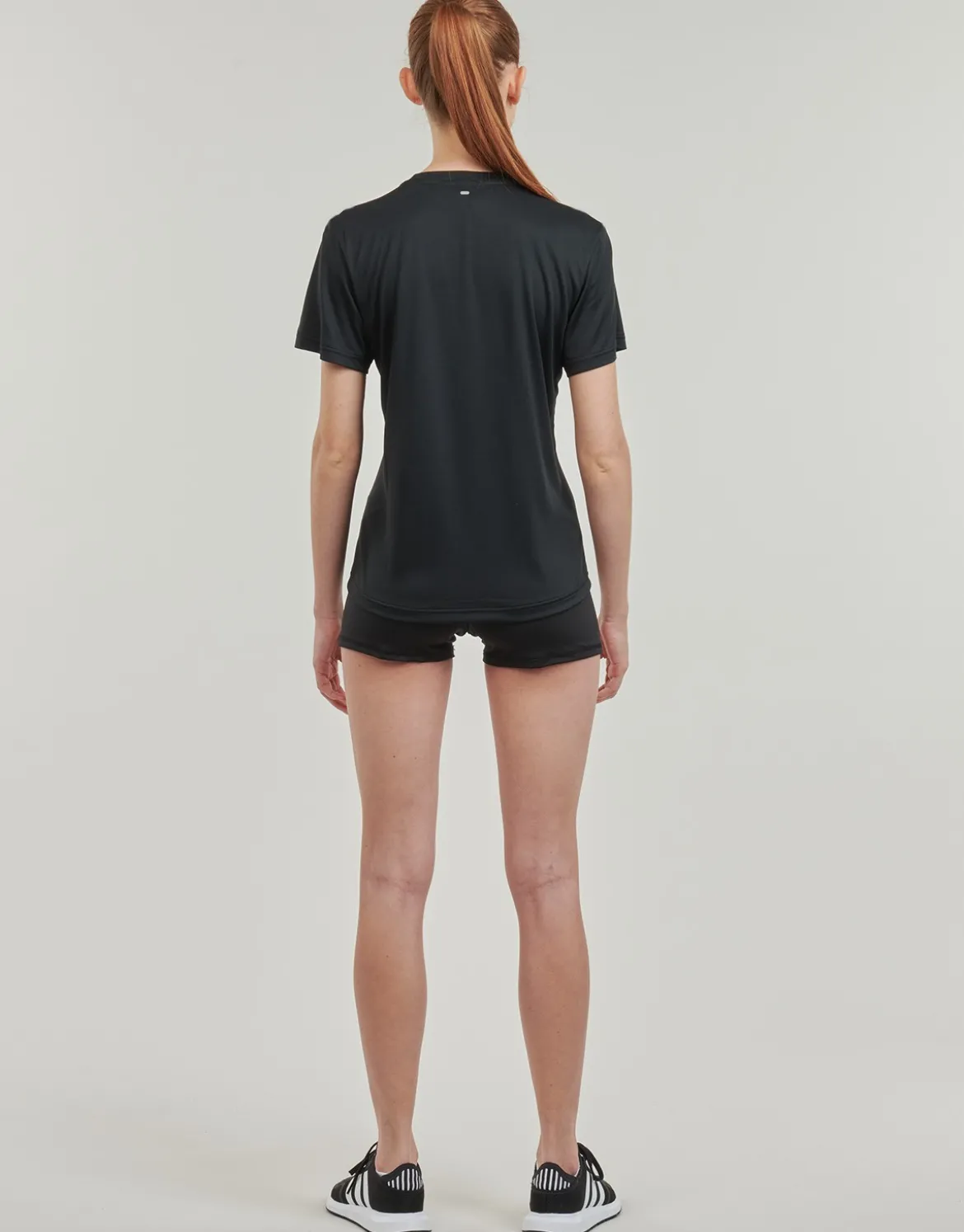 T-shirts m. korte ærmer adidas