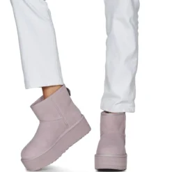 UGG Classic