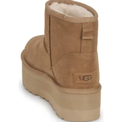 UGG Classic