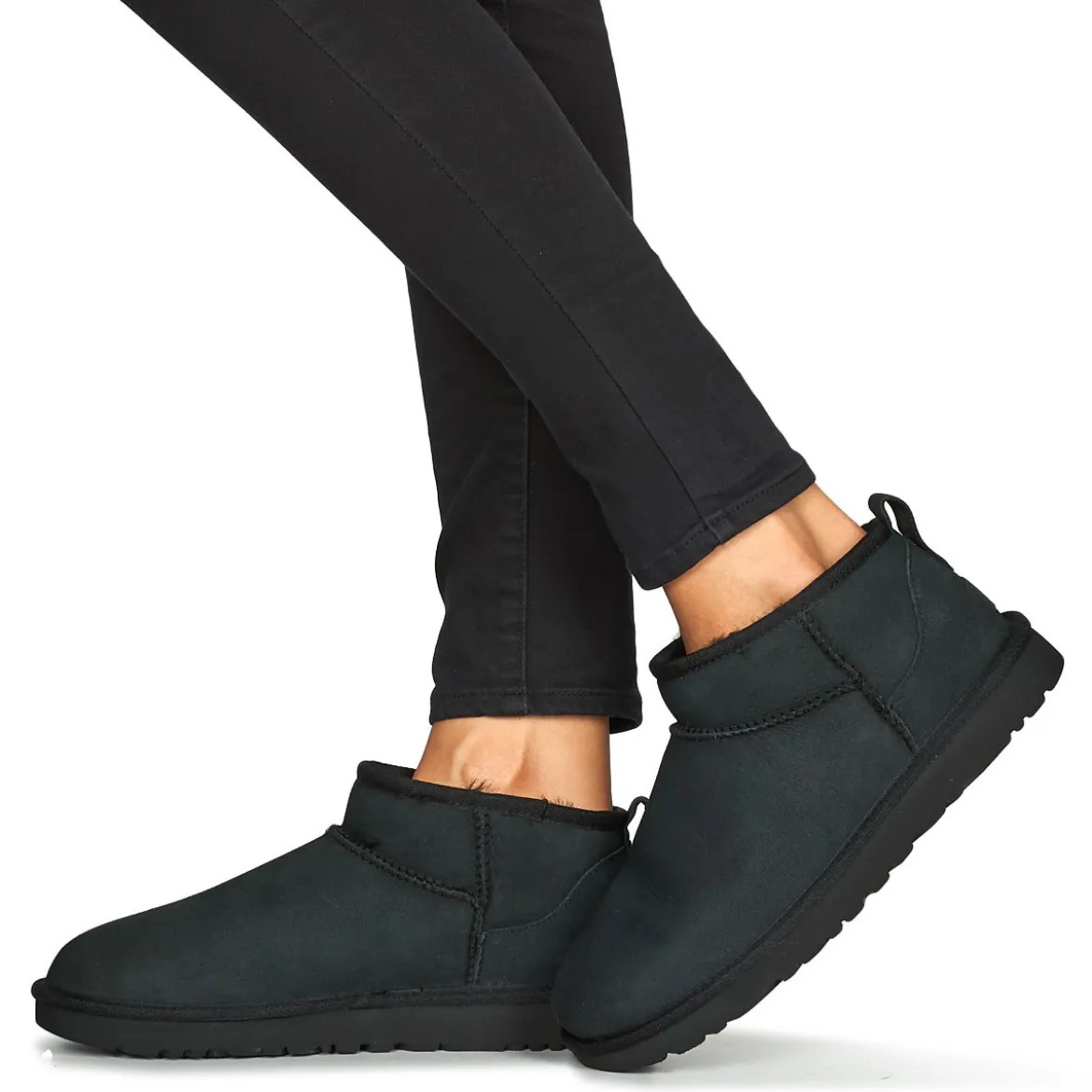 UGG CLASSIC ULTRA MINI