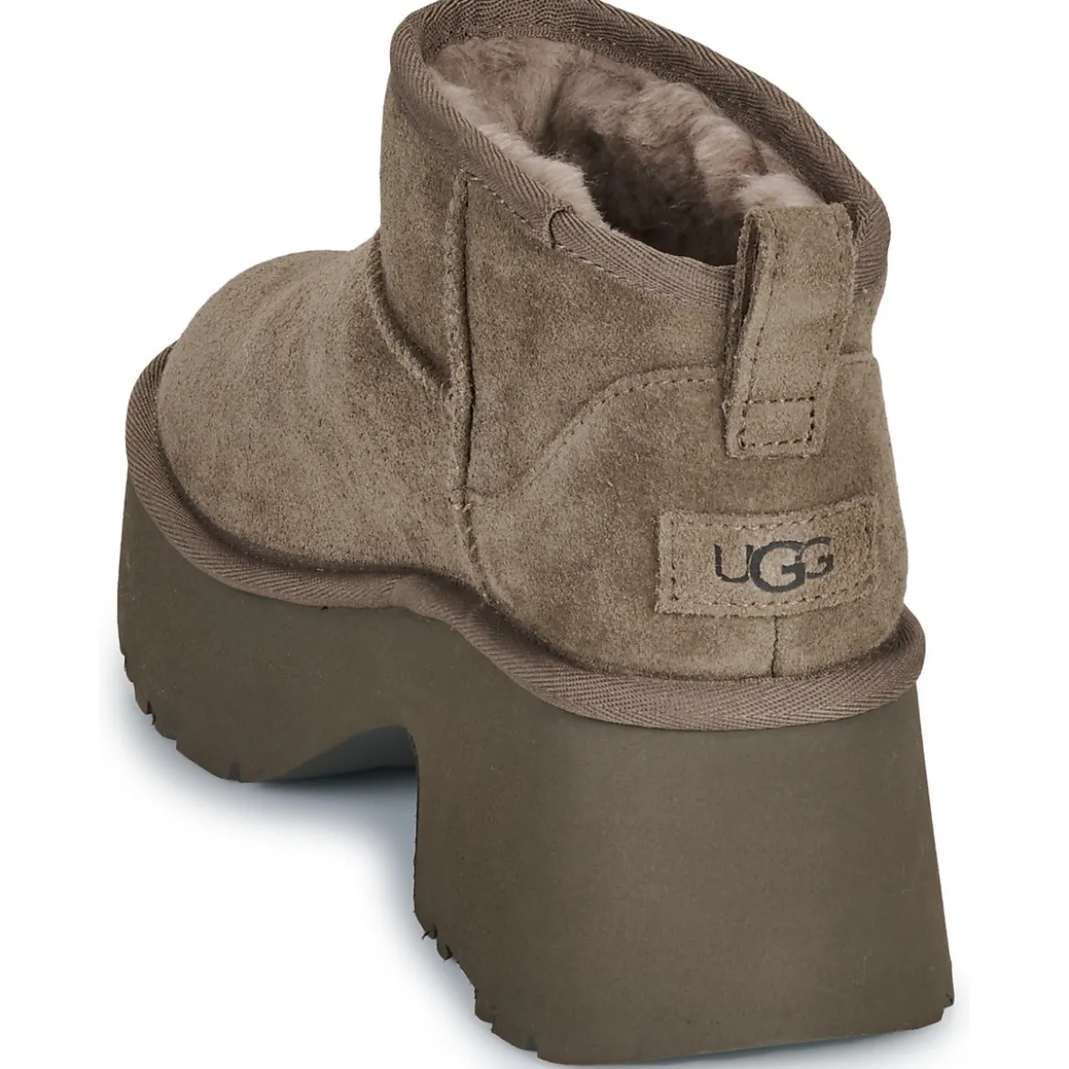UGG CLASSIC ULTRA MINI