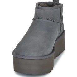 UGG CLASSIC ULTRA MINI