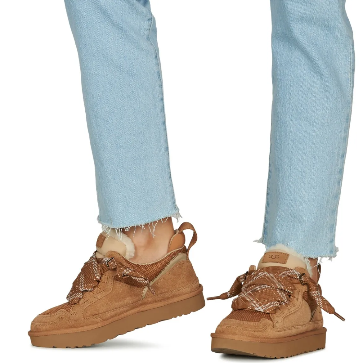 UGG LOWMEL