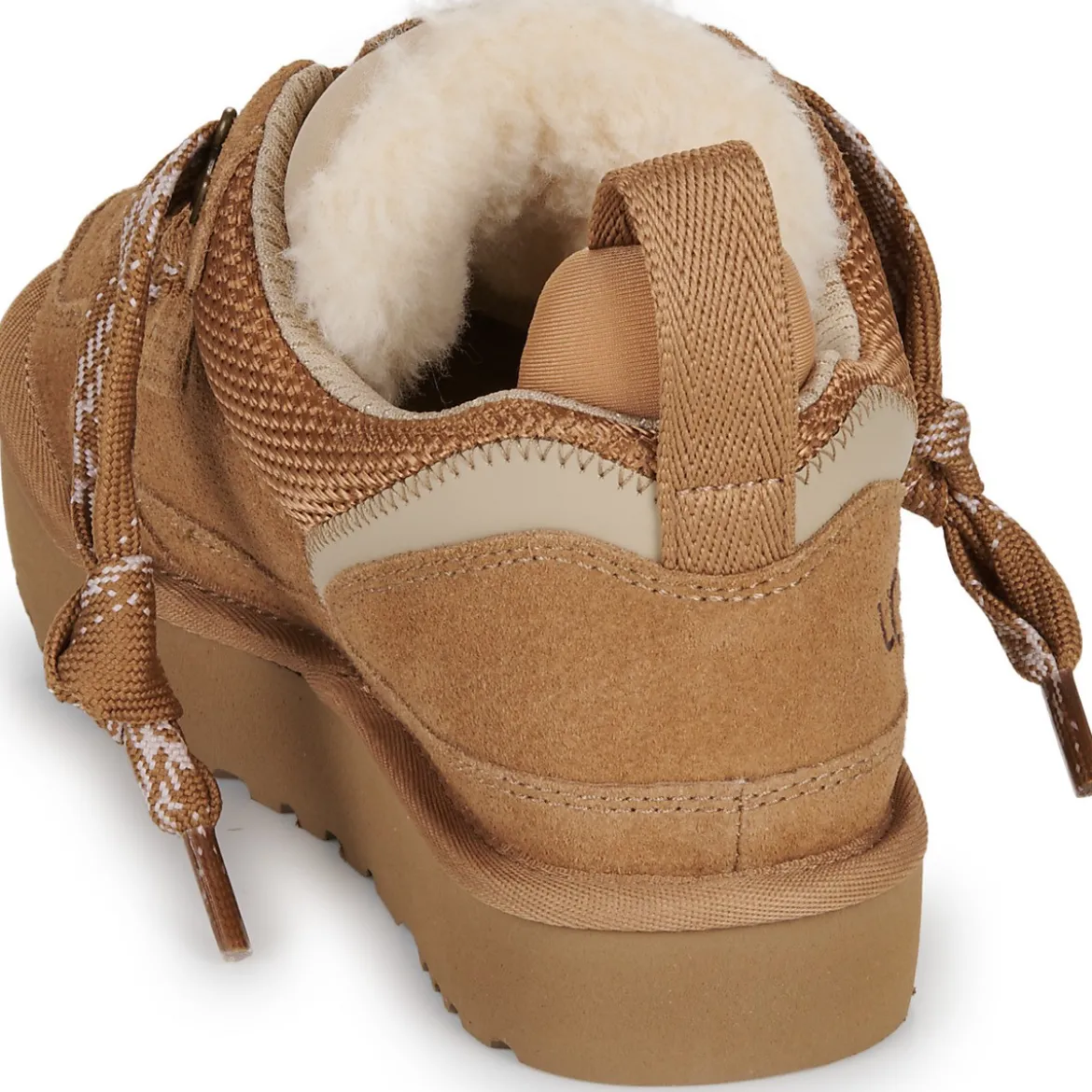 UGG LOWMEL