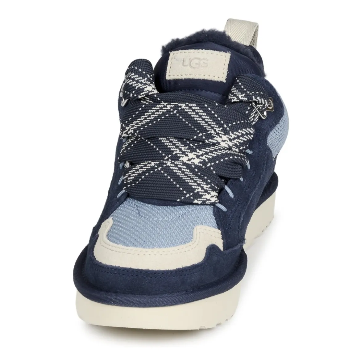 UGG LOWMEL