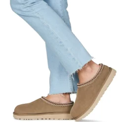 UGG TASMAN