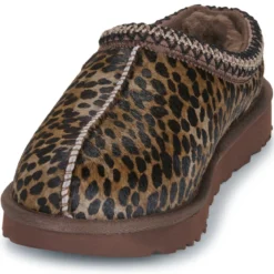 UGG TASMAN