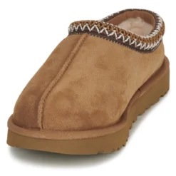 UGG TASMAN