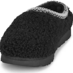 UGG TASMAN