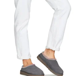 UGG TASMAN