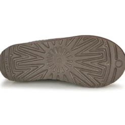 UGG TASMAN