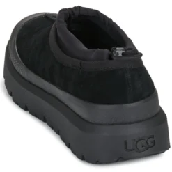 UGG TASMAN
