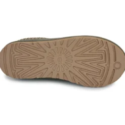 UGG TASMAN II