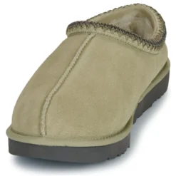 UGG TASMAN II