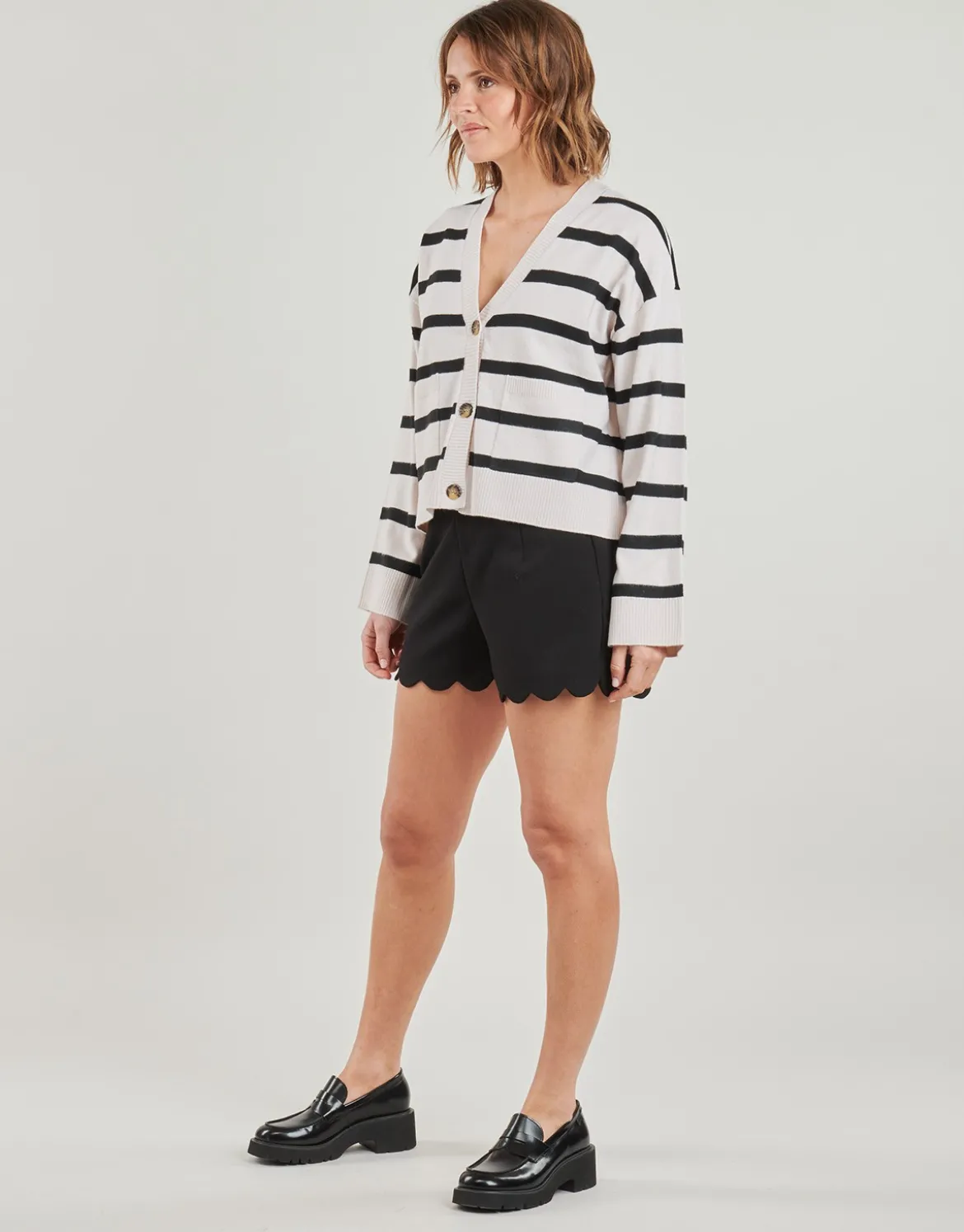 Veste / Cardigans Only