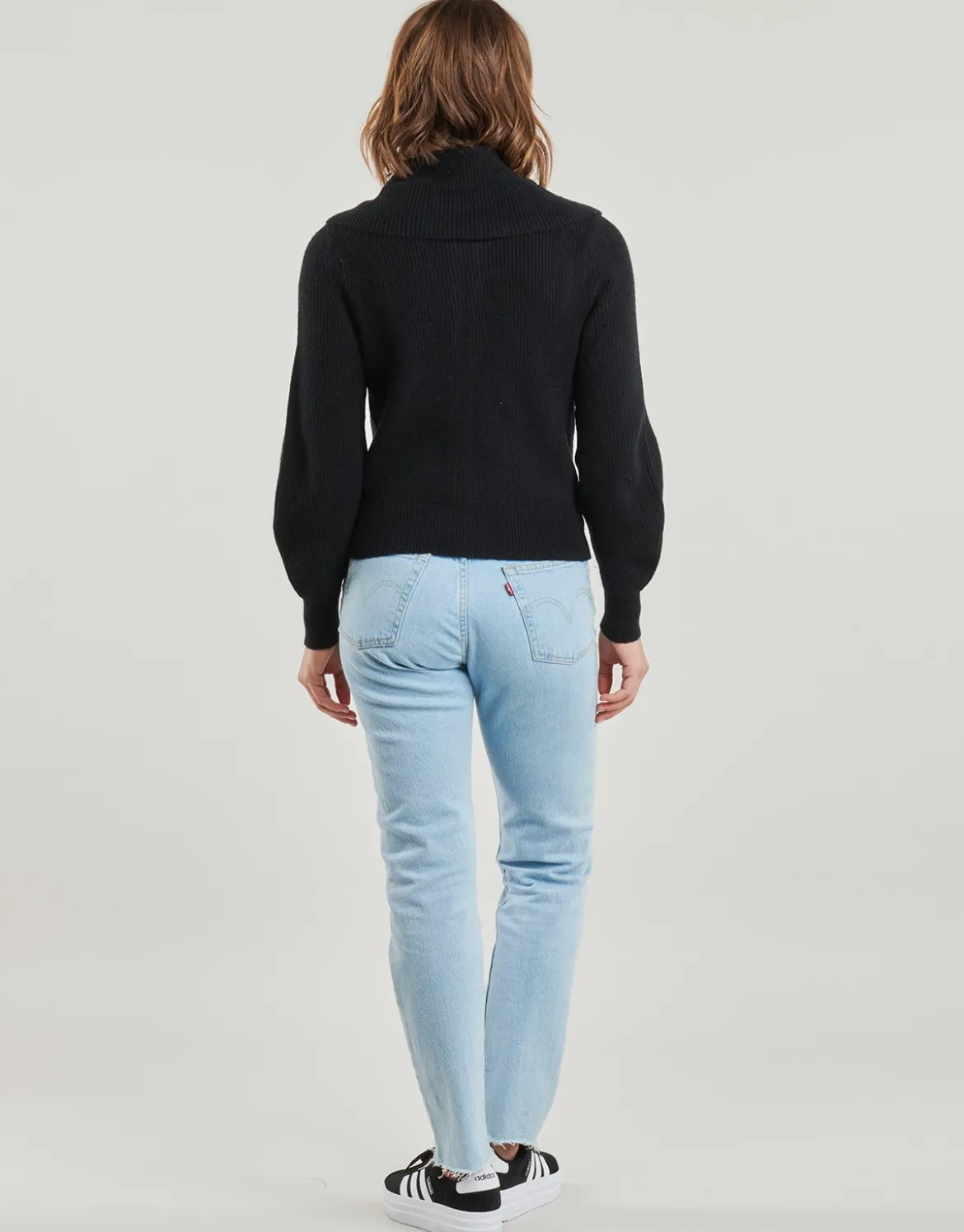 Veste / Cardigans Only