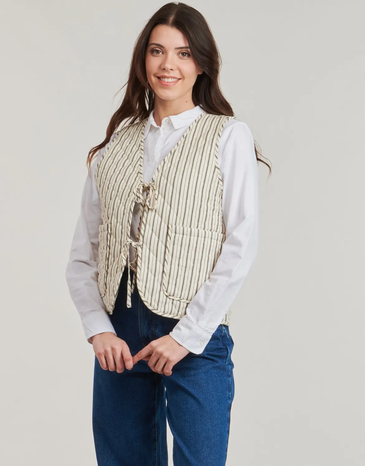 Veste / Cardigans Only