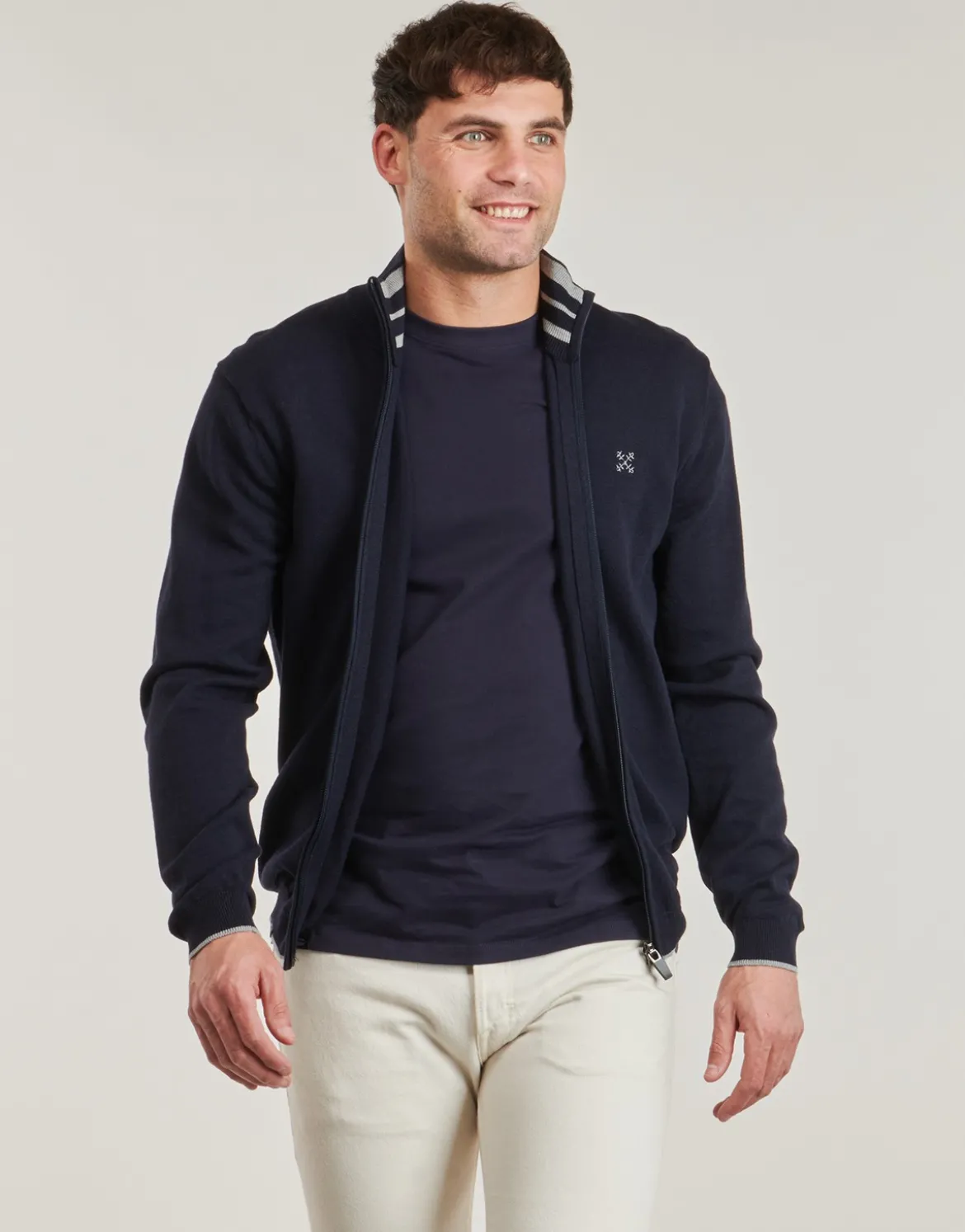 Veste / Cardigans Oxbow